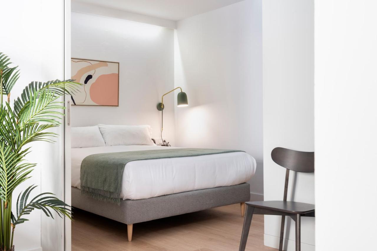 Suites Maestranza - Santas Patronas By Magno Apartments Seville Exterior photo