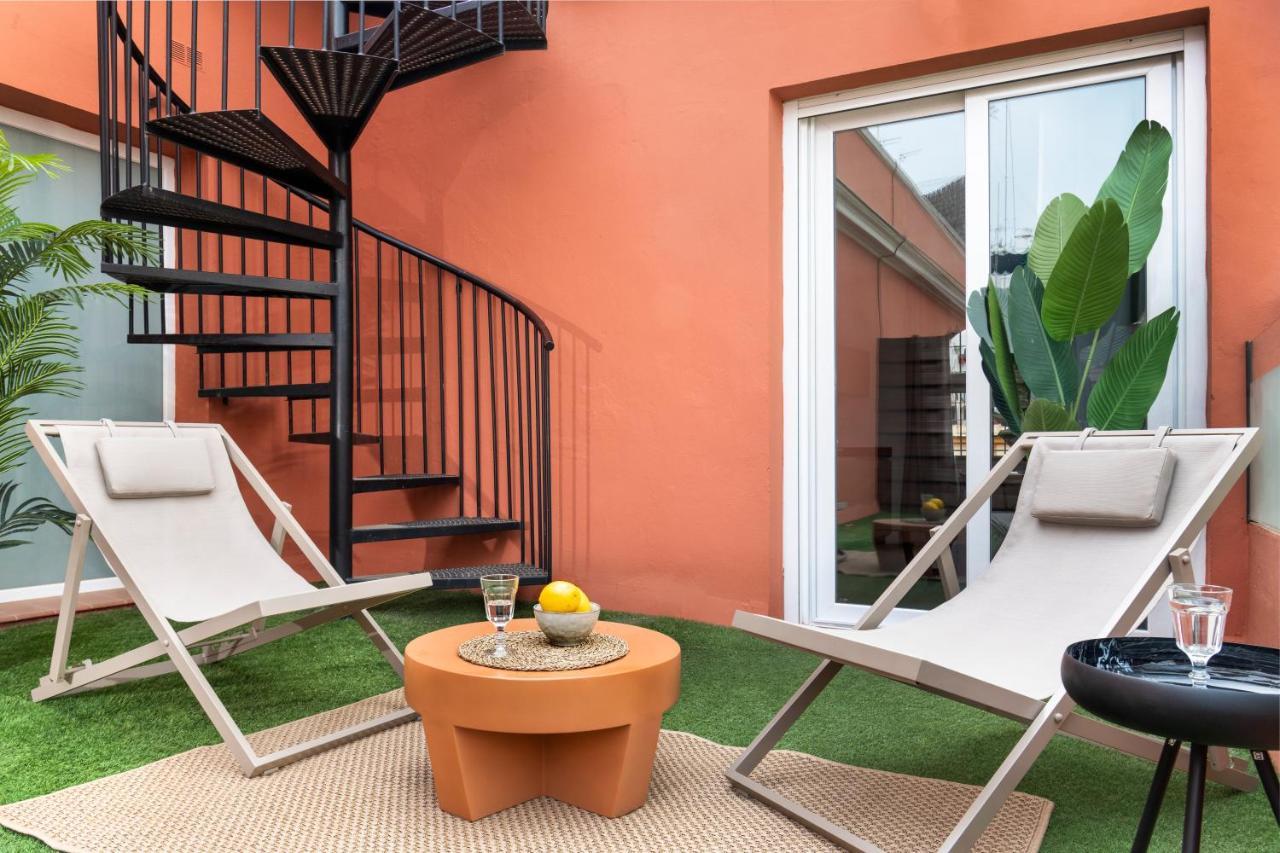Suites Maestranza - Santas Patronas By Magno Apartments Seville Exterior photo