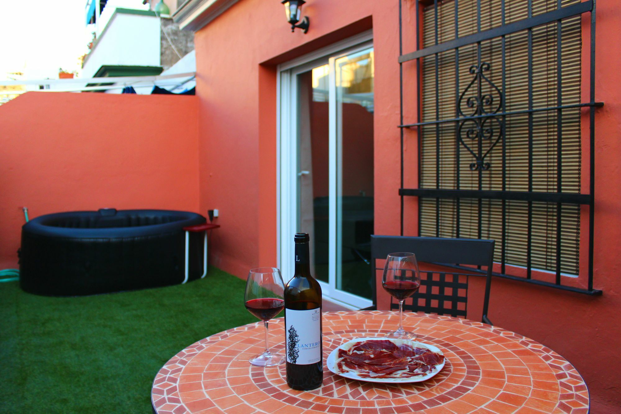Suites Maestranza - Santas Patronas By Magno Apartments Seville Exterior photo